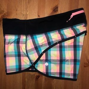 Lululemon original Run:Speed Shorts - plaid!